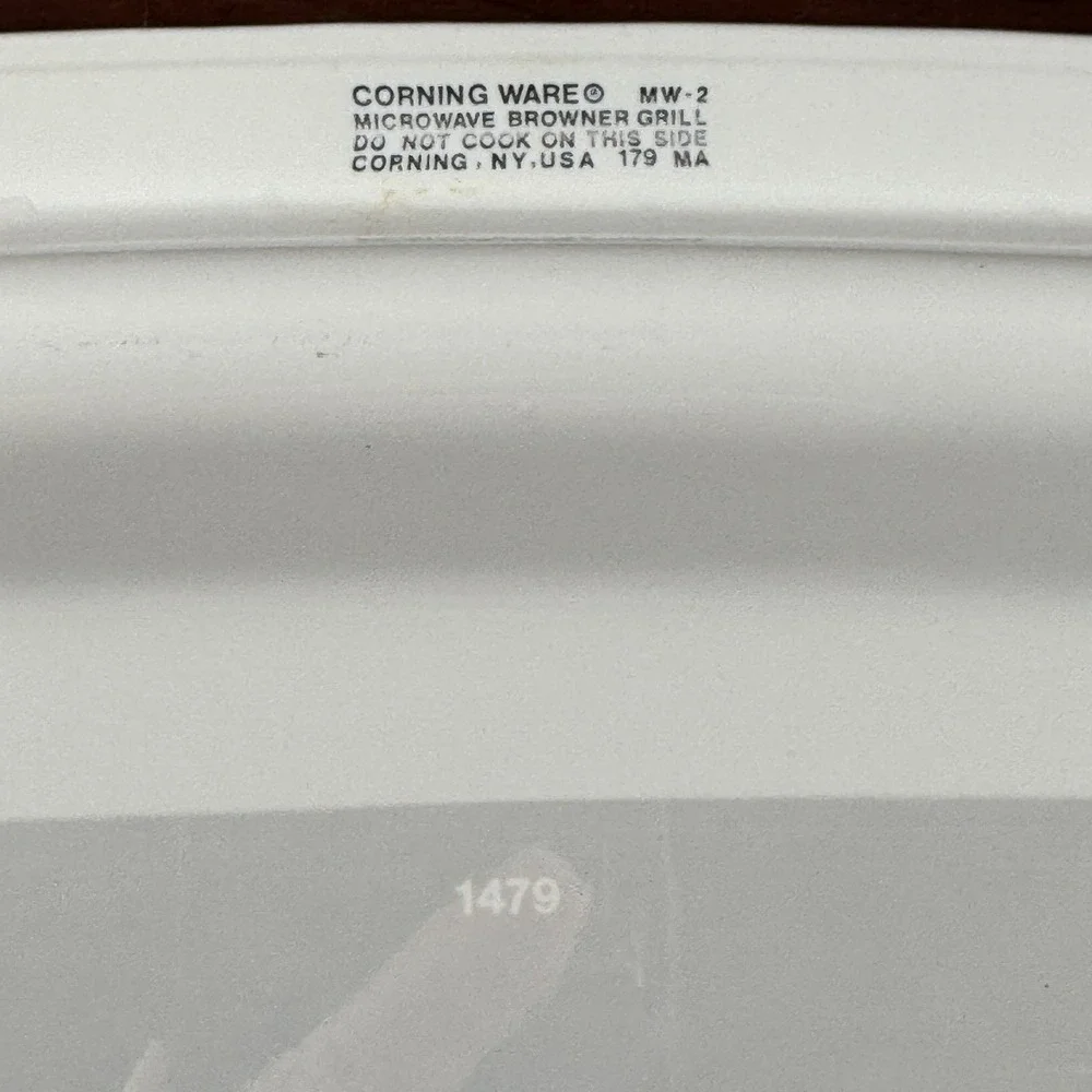 Vintage Corning Ware Microwave Browning & Searing Grill MW-2 White 12